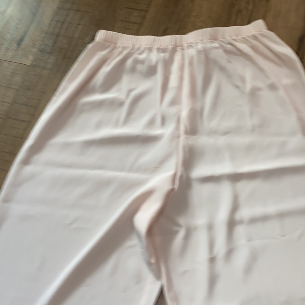 Pajama - Picture 9 of 11